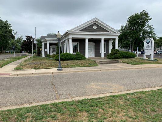 Devon Title Agency Battle Creek Office - Exterior View