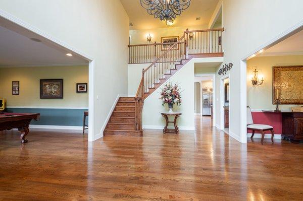 Gorgeous Two Story Entrance Foyer