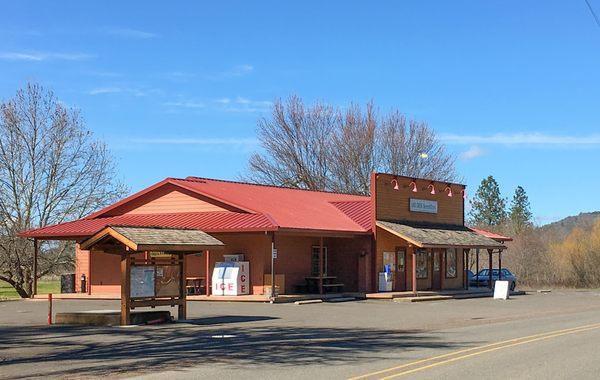 Lake Creek General Store