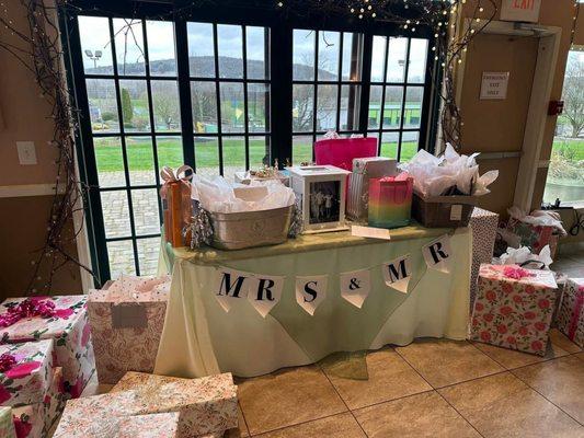 Gift table