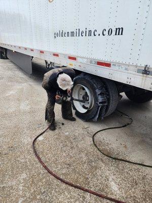 Bulldog truck and trailer services