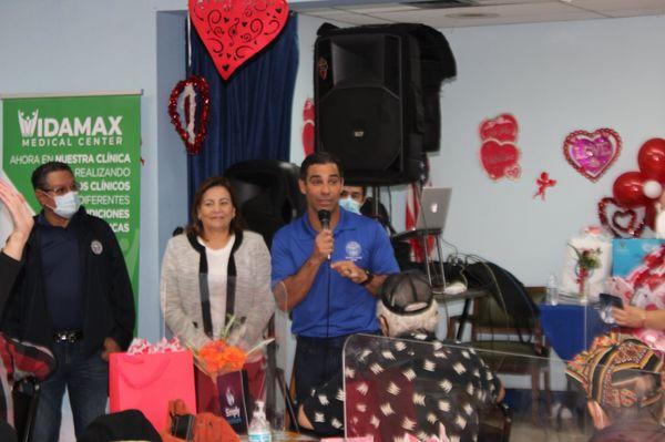 Mayor Francis Suarez City of Miami at De Hostos Senior Center.