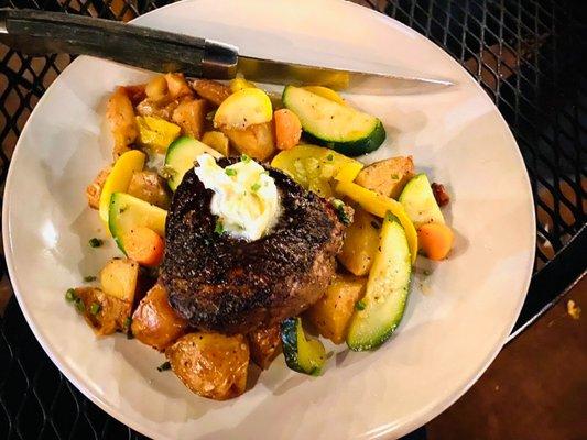 6oz Filet with Mixed Vegetables