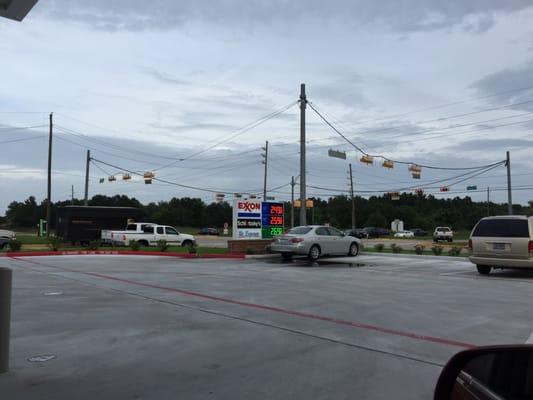 Picture of the intersection from the pump station.