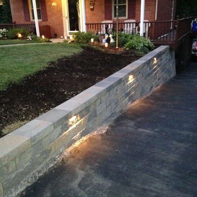 Retaining wall