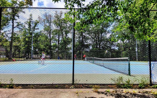 Hayes Park Tennis Court