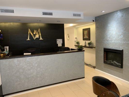 Reception desk