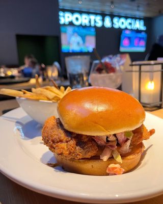 NASHVILLE HOT CHICKEN