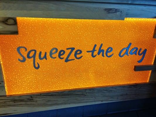 Squeeze the day! (photo #1800)