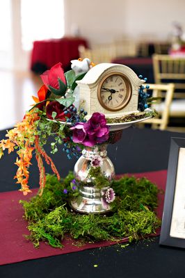 Creative and beautiful centerpiece.