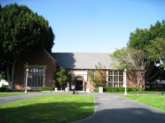 Memorial Branch Library