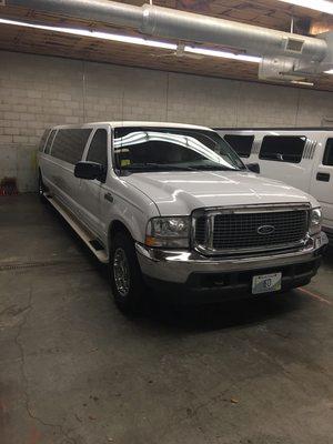 14 passenger excursion