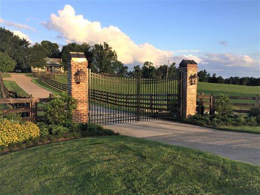 Columbus Fence Co LLC