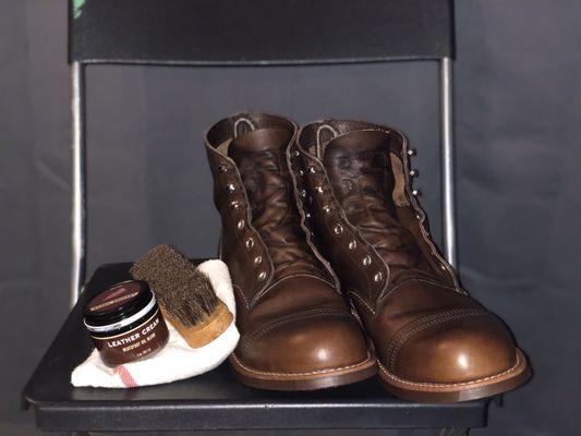 Red Wing Iron Ranger 8111