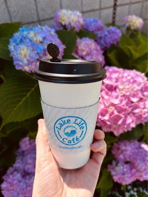 S'mores latte with some beautiful Chautauqua hydrangeas!