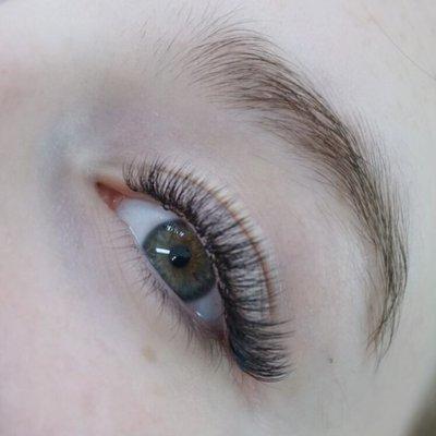 Hybrid Eyelash Extensions