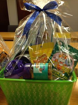 Aurora Chamber Silent Auction basket: love the DollarTree! Cat themed basket from dollar tree and other stores