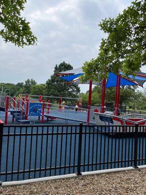 Handicap accessible swings