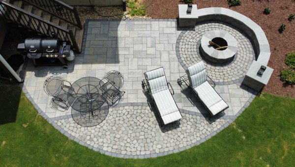 custom, paver patio, art, traditional, outdoor siting area, furniture, fire pit, fire place, landscape bushes, mulch, landscape lighting,