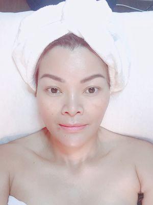 Beautiful organic facial massage therapy by windy