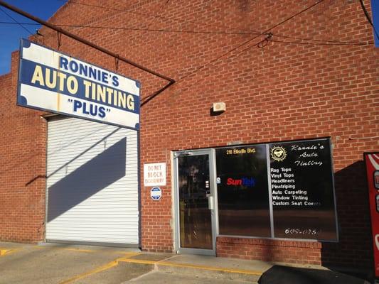 Ronnie's Auto Tinting Plus