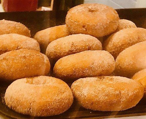 Apple cider donuts