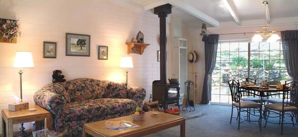 The living and dining area of Black Oak Cabin.