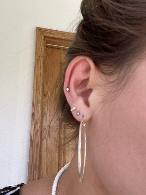 New middle lobe piercing and new helix piercing :)!