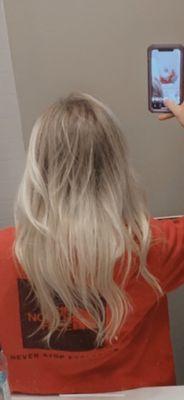 Highlights with a root smudge by Jennifer Picanco