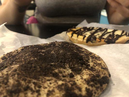 Oreo Chocolate Chip Chocolate Chip Cheesecake Cookie