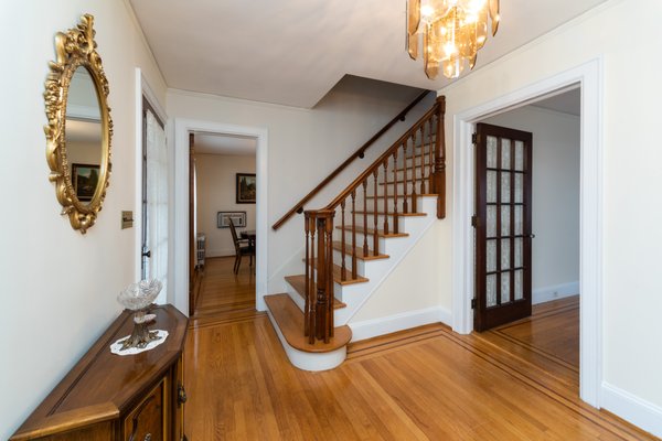 Gorgeous home for sale in Yonkers!