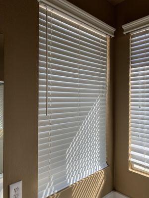 Blinds and window pane cleaning in our full house cleaning services