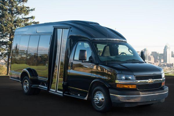 Luxury Van | 12 Pax, Wifi, Leather Seating.