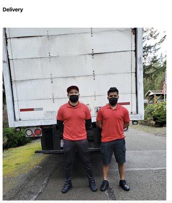 S & Bravo Delivery Team, Jhon Gualdron & Alejandro Suazo