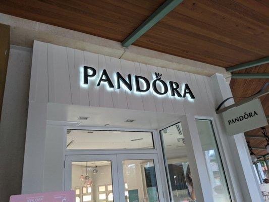 Pandora Jewelry