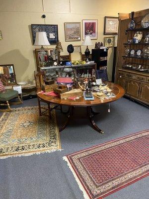 Incredible Quality mahogany Table with banded inlaid accents