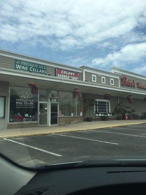 Colony Barber Shop