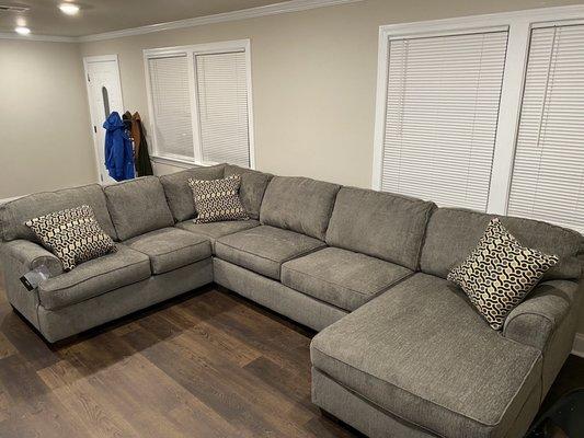 Charcoal grey 3pc sectional.