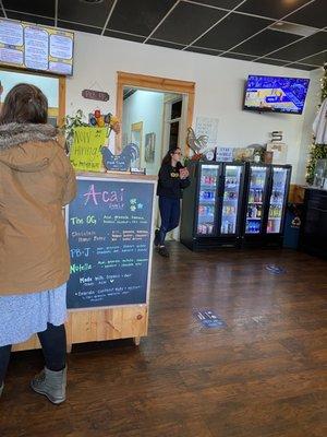 Açaí bowl and drink selection