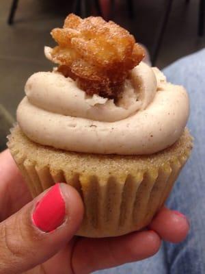 The churro cupcake