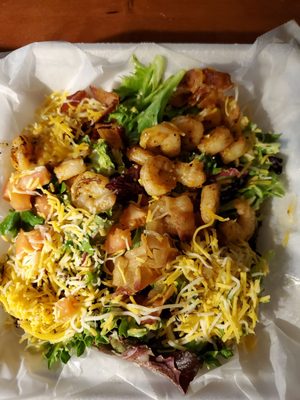 Sweet tossed salad with grilled shrimp with cheddar instead of the blue cheese..