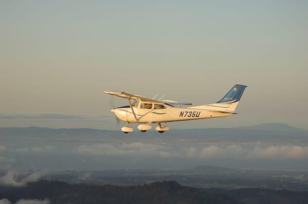 Learn to fly in the beautiful Monterey Bay area!