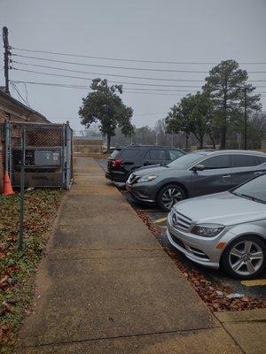 Electronics Repair Center 3385 Austin Peay Hwy Ste 201 38128 Parking lot