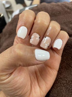 Gel manicure with design