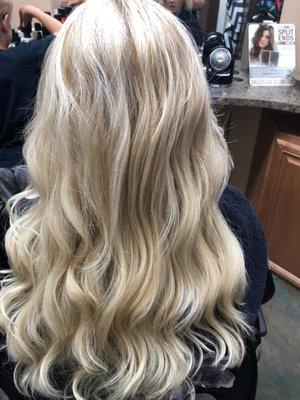 Fun blonde for a fun end of summer look, I have openings next week, so, let me know what I can do for you