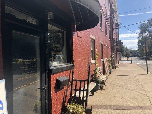 Beaver Antique Merchants