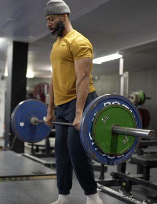 Bryant Harper setting up a deadlift at JDI BARBELL HARLEM