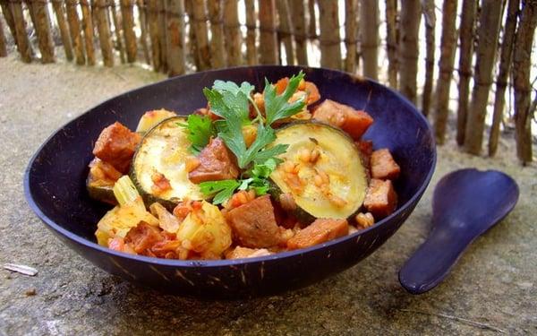 A vegan Spanish meal with seitan for fresh food delivery to Boston, New England, Maryland, Pennsylvania, Connecticut, RI