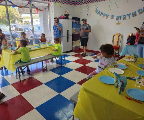 This is an ex. of a Silver Level, Pokemon-Themed Party Room. From set-up 2 clean-up, we do it all, even provide & hand out the Goody Bags!