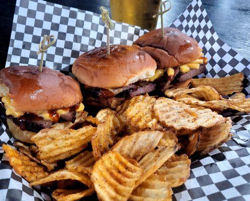 Brisket and Mac N Cheese Sliders